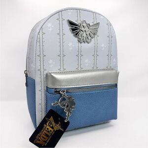 Nintendo The Legend of Zelda:Breath of the Wild 11"Mini Backpack-Silver/Blue